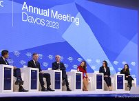 37__Andrzej_Duda_panel_Davos_Szwajcaria_20230118_JSZ_6925.jpg