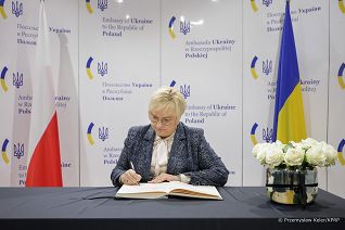 001_20230119_Grazyna_Ignaczak_Bandych_Ksiega_Kondolencyjna_UA_PK1_0693.jpg