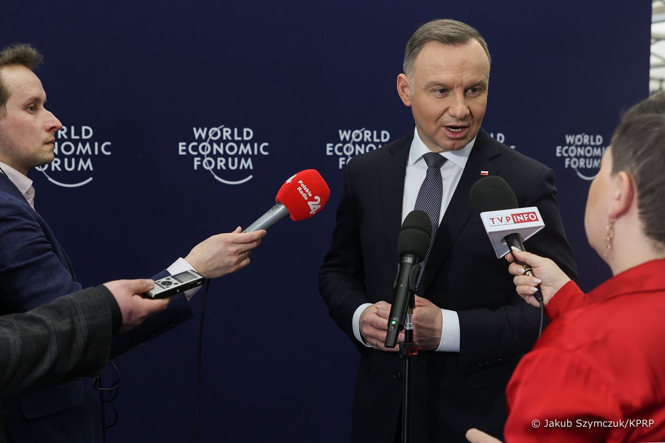 017_03__Andrzej_Duda_briefing_Davos_Szwajcaria_20230119_JSZ_7378.jpg
