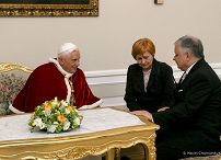 003_20060525_Papiez_Benedykt_w_Palacu_Prezydenckim_BenedyktXVI66.jpg