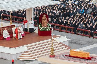 005_20230105_Andrzej_Duda_Watykan_Pogrzeb_Benedykt_0003.jpg