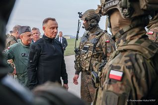07_Andrzej_Duda_56_Baza_Lotnicza_Inowroclaw_20231011_PK1_9012.jpg