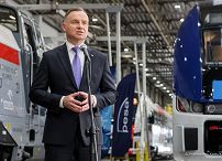 013_Andrzej_Duda_Zaklad_PESA_Bydgoszcz_20231011_PK2_8925_3.jpg