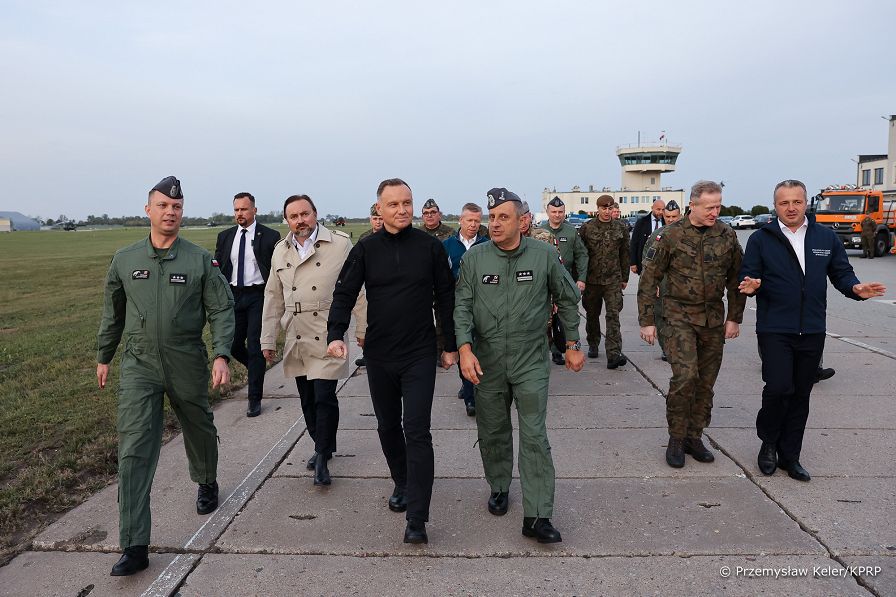 06_Andrzej_Duda_56_Baza_Lotnicza_Inowroclaw_20231011_PK1_8918.jpg