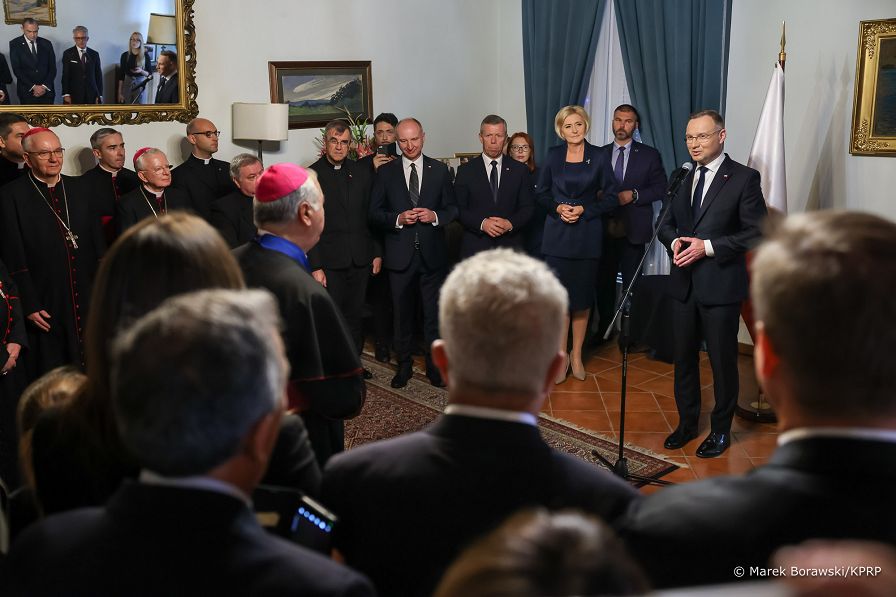 009_Para_Prezydencka_Watykan_Odznaczenie_Abp_Salvatore_Pennacchio_20231016_MB1_2765.jpg