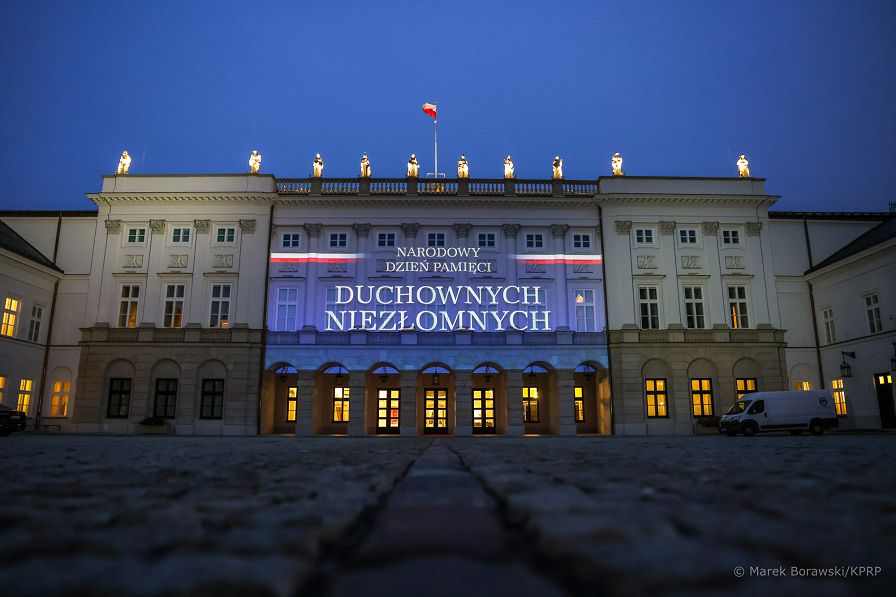 01_Iluminacja_Duchowni_Niezlomni_WM_20231019_MB1_5738.jpg