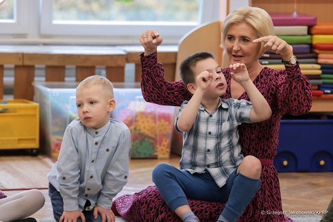 17_Agata_Kornhauser_Duda_Wizyta_Przxedszkole_Warszawa_20231019_GJB_0004.jpg