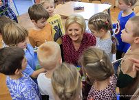 15_Agata_Kornhauser_Duda_Wizyta_Przxedszkole_Warszawa_20231019_GJA_8330.jpg