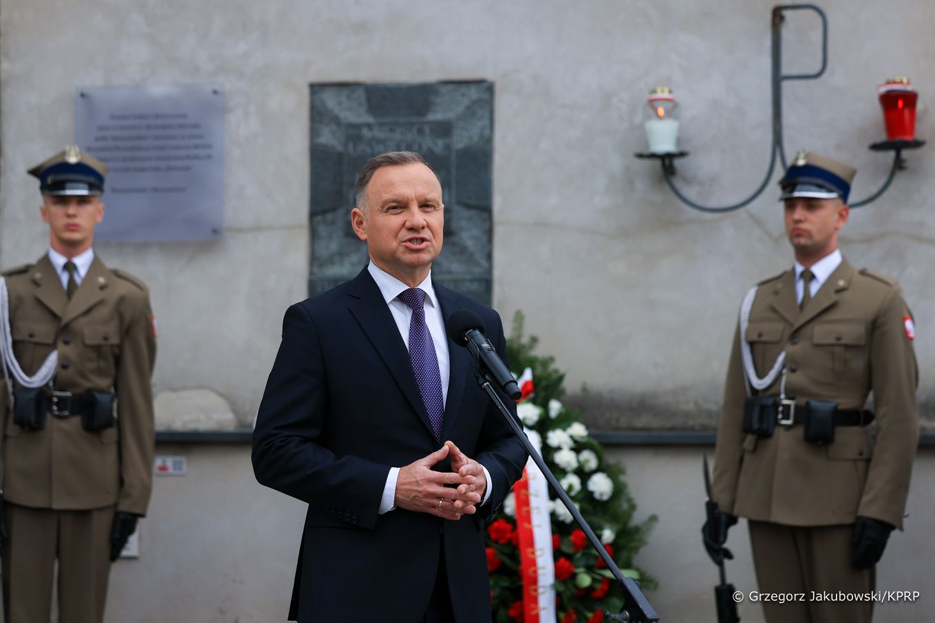007_04_Andrzej_Duda_79_rocznica_Powstania_Warszawskiego_Zieleniak_20230801_GJA_8645.jpg