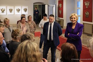 004_Agata_Kornhauser_Duda_spotkanie_Grupa_Zulawy_Wislane_20231020_GJA_9210.jpg