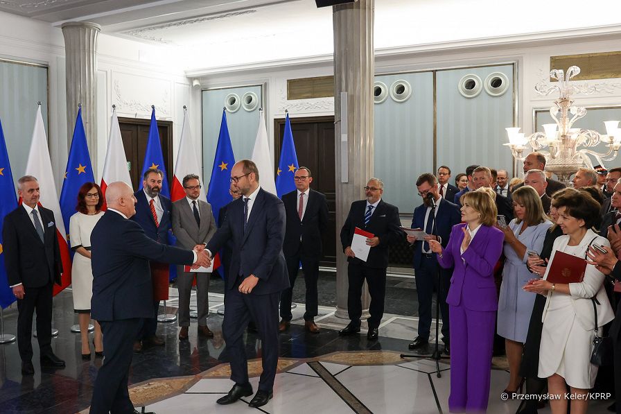 03_SEJM_PKW_Wreczenie_Zaswiadczen_o_Wyborze_20231026_PK1_5750.jpg