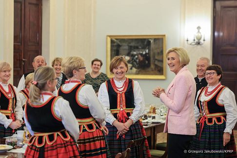 017_Agata_Kornhauser_Duda_spotkanie_Grupa_Czernica_2023_GJA_0322-1.jpg