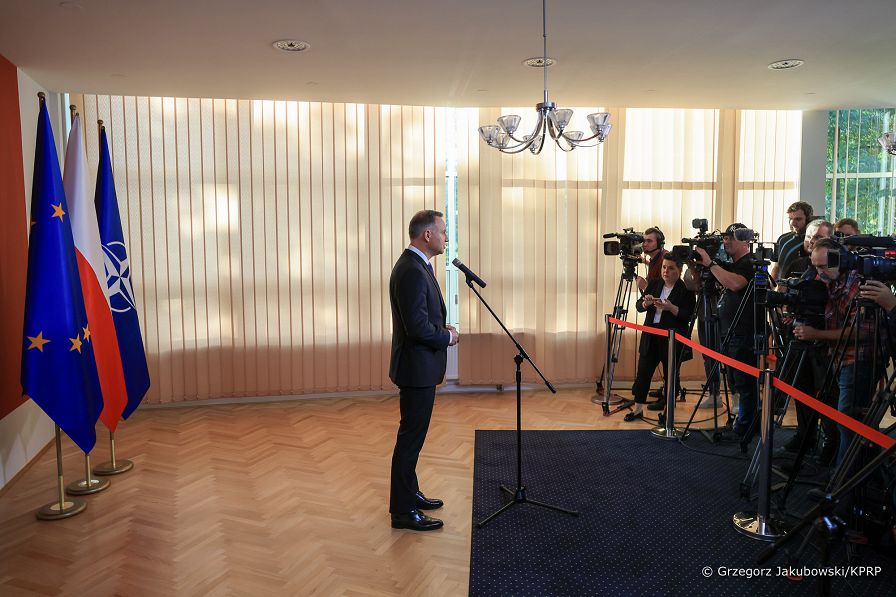 03_Andrzej_Duda_Wypowiedz_Media_Urzad_Swietokrzyski_20231003_GJA_3508.jpg