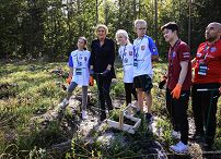 0001_d_Para_Prezydencka_akcja_SadziMy_20231003_GJA_2762-1.jpg