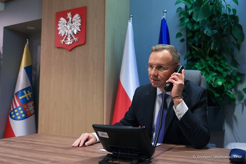 02_Andrzej_Duda_Wypowiedz_Media_Urzad_Swietokrzyski_20231003_GJA_3497.jpg