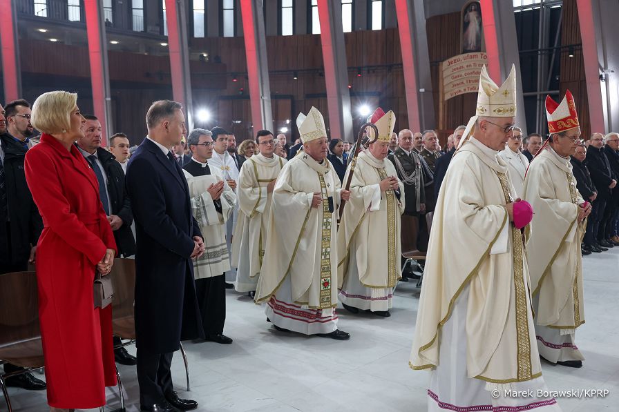 01_Andrzej_Agata_Duda_Swieto_Niepodleglosci_msza_20231111_MB1_2685.jpg