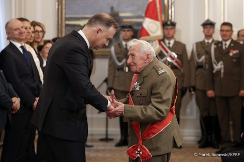04_Andrzej_Duda_Swieto_Niepodleglosci_odznaczenia_20231111_MB2_4731.jpg