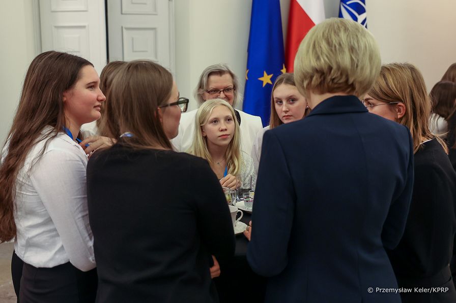 14_Agata_Kornhauser_Duda_Uczniowie_NY_20231116_PK1_9602.jpg