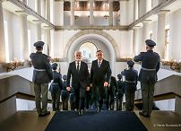 02_Andrzej_Duda_Praga_V4_20231122_MB1_6483.jpg