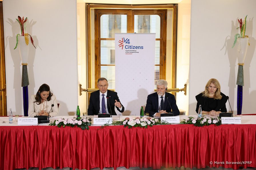 16_Andrzej_Duda_Praga_V4_20231122_MB1_7269.jpg