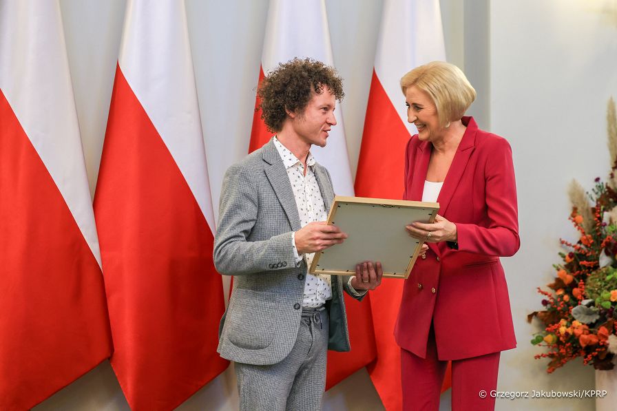005_Agata_Korhauser_Duda_Gala_Konkursu_Razem_dla_Seniorow_2023_GJA_0117.jpg