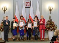 007_Agata_Korhauser_Duda_Gala_Konkursu_Razem_dla_Seniorow_2023_GJA_0163.jpg