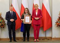 006_Agata_Korhauser_Duda_Gala_Konkursu_Razem_dla_Seniorow_2023_GJA_0132.jpg