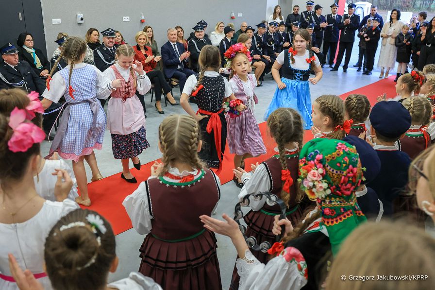 12_Agata_Kornhauser_Duda_rodziny_dom_dziecka_OSP_Jaszowice_20231108_GJA_1618.jpg