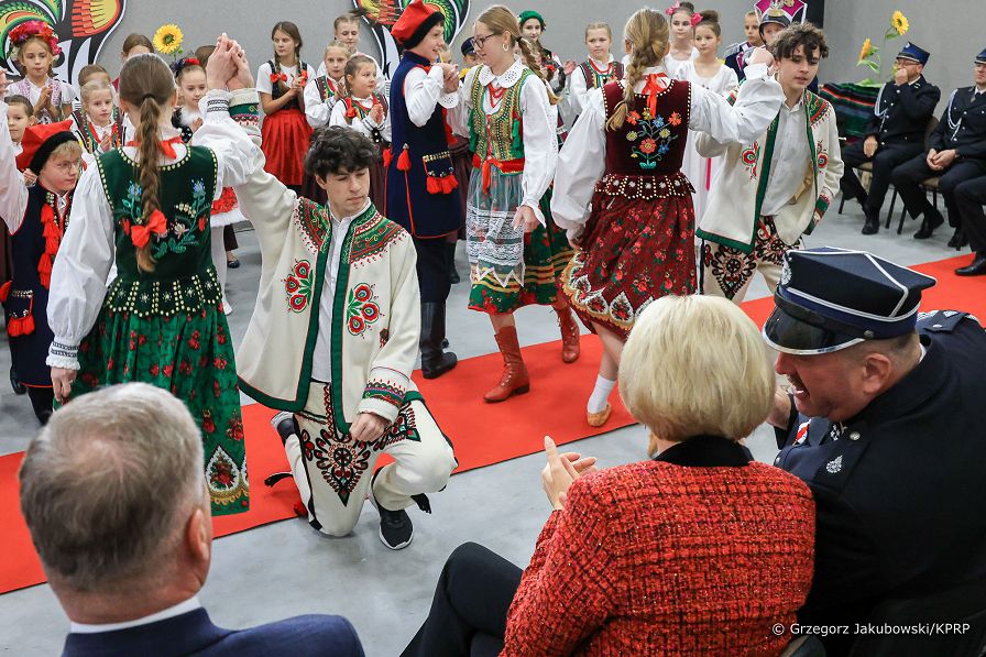 15_Agata_Kornhauser_Duda_rodziny_dom_dziecka_OSP_Jaszowice_20231108_GJA_1765.jpg