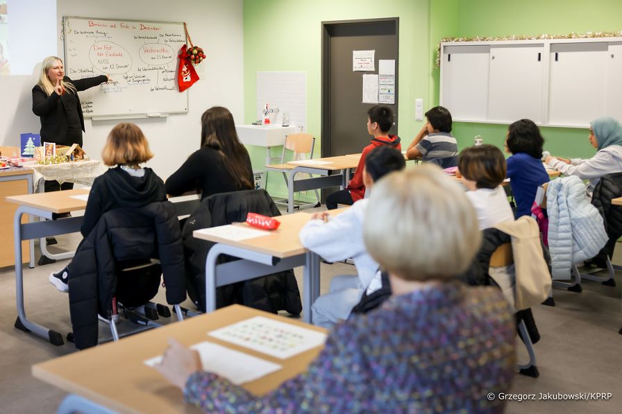 10_Agata_Kornhauser_Duda_ szkołla_College_de_Bude_Szwajcaria_20231212_MB1_7842.jpg