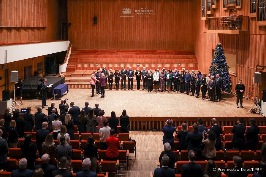 005_Minister_Malgorzata_Paprocka_odznaczenia_panstwowe_Pracownicy_Biura_RPO_20231214_PK1_3263.jpg