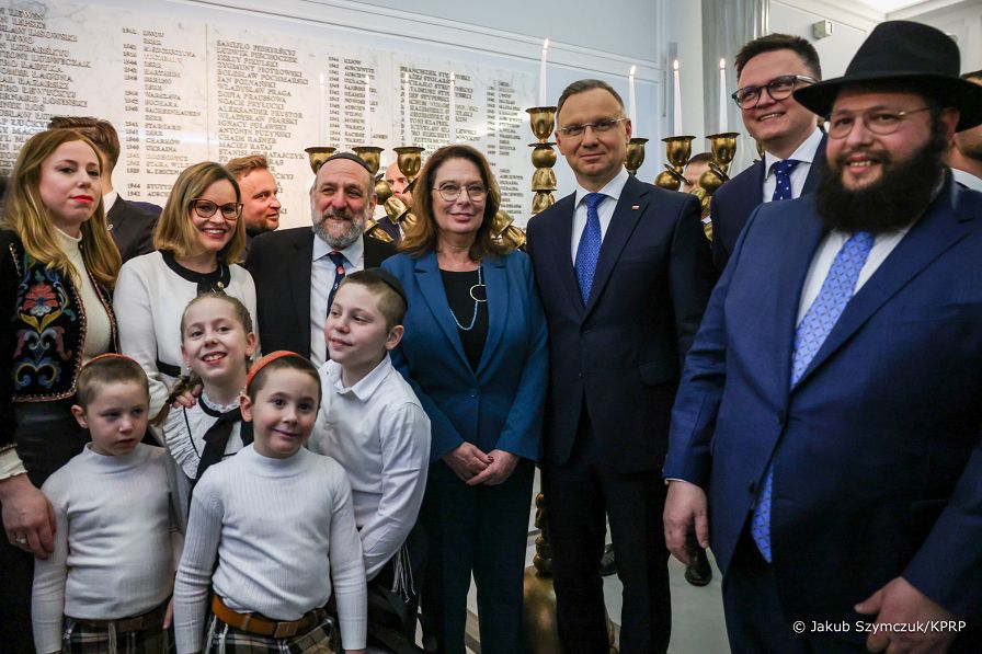 005_PAD_zapalenie_swiec_chanukowych_Sejm_20231214_JS__4973.jpg