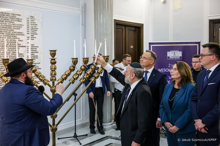 002_PAD_zapalenie_swiec_chanukowych_Sejm_20231214_JS__4827.jpg