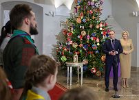 03_Para_Prezydencka_Betlejemskie_Swiatelko_Palac_Prezydencki_20231215_MB1_1205.jpg