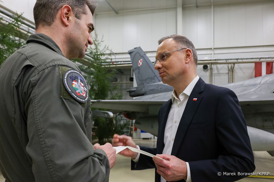 19_Andrzej_Agata_Duda_spotkanie_swiateczne_Estonia_20231218_MB1_3452.jpg