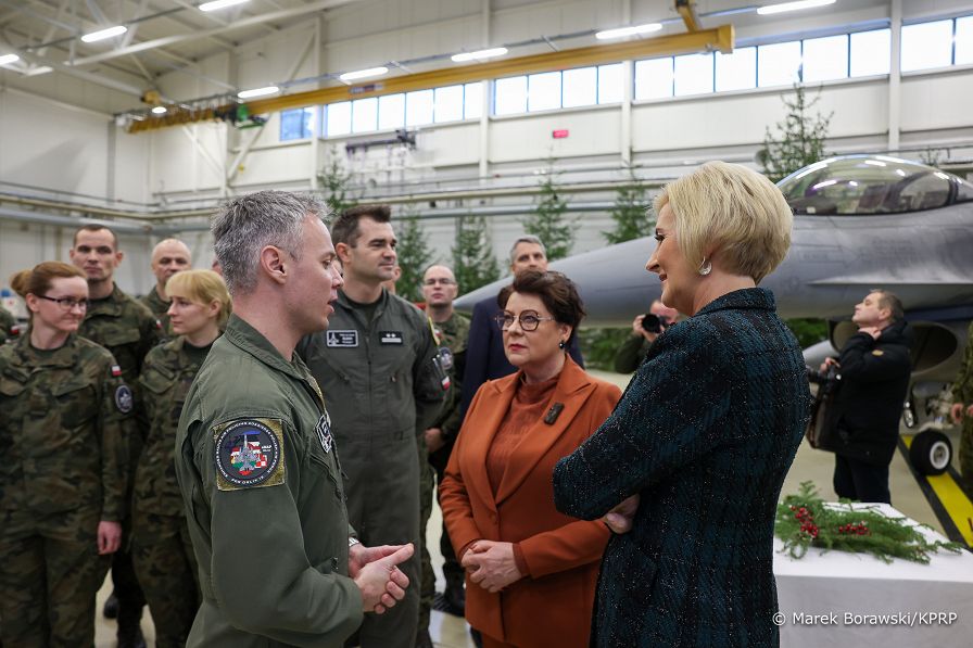 06_Andrzej_Agata_Duda_spotkanie_swiateczne_Estonia_20231218_MB1_2295.jpg
