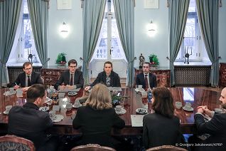 004_a_Minister_Malgorzata_Paprocka_spotkanie_wiceprzewodnicza_Komisji_Europejskiej_20231220_GJA_0491.jpg