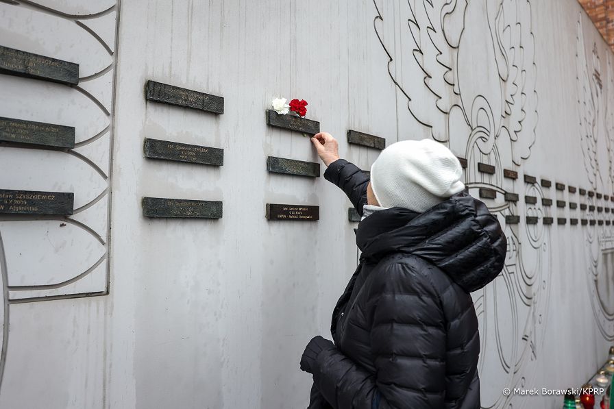 07_Andrzej_Duda_Pomnik_Zolniezy_Poleglych_Misjach_Zagrnicznych_20231221_MB1_9692.jpg