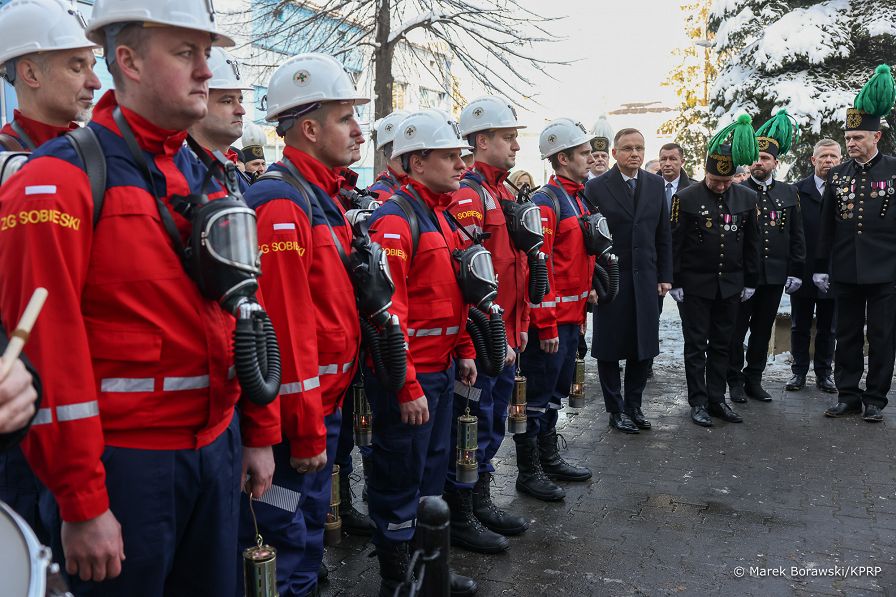 01b_Andrzej_Duda_Jaworzno_Sobieski_Ratownicy_20231204_MB2_9719.jpg