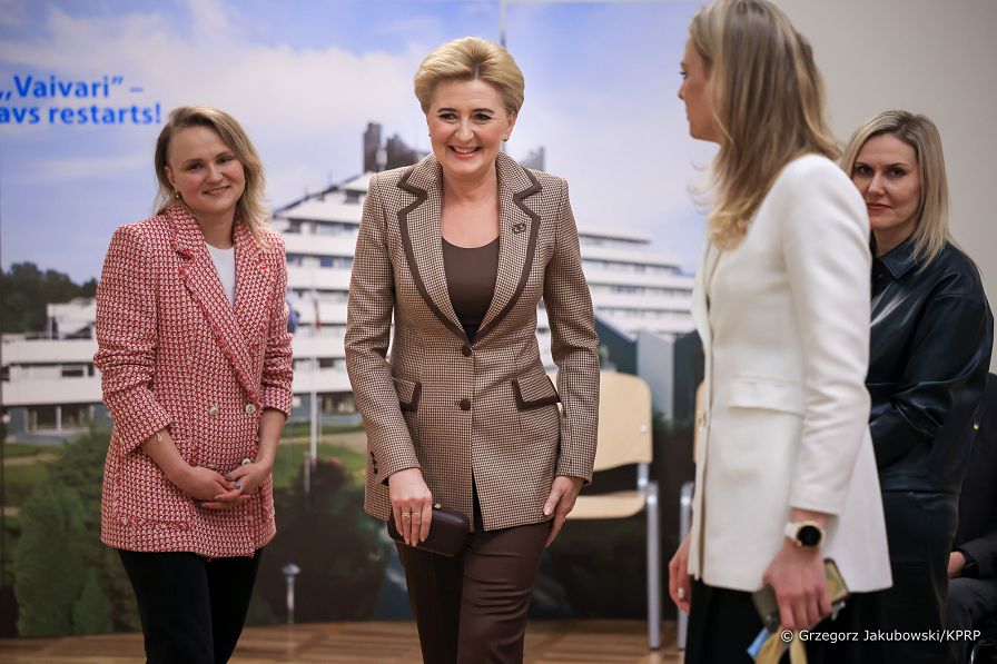 24_20230201_Agata_Kornhauser_Duda_Lotwa_Centrum_Rehabilitacyjne_GJA_9688.jpg