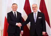 12__Andrzej_Agata_Duda_powitanie_Ryga_Lotwa_20230201_JSZ_9411.jpg