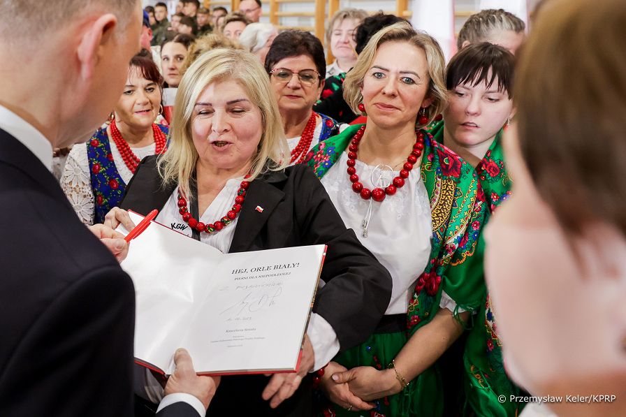 19__Andrzej_Duda_Brzeziny_20230210_PK1_9114.jpg