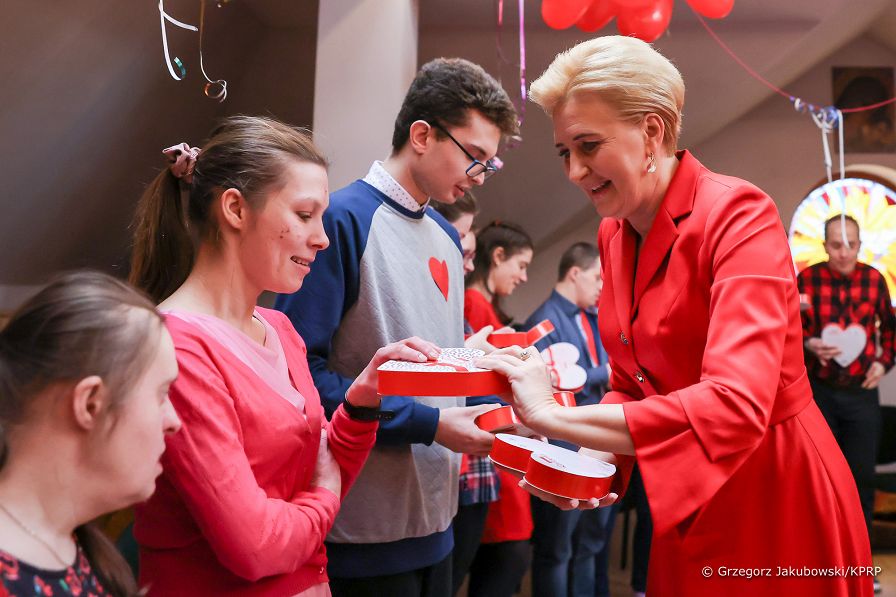 07__Agata_Kornhauser_Duda_warszaty_terapii_zajeciowej_Caritas_Siedlce_20230214_GJB_4645.jpg