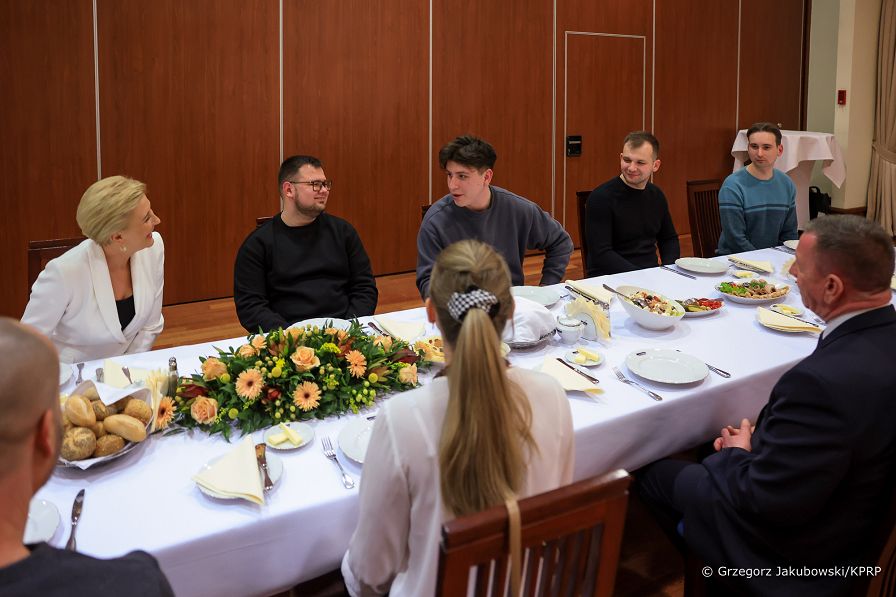 05_20230215_Agata_Kornhauser_Duda_Ukrainscy_Lekarze_GJA_4818.jpg