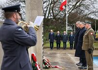 02_20230216_Andrzej_Duda_Londyn_Pomnik_Lotnikow_Polskich_JSZ_2047.jpg