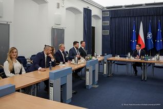 01__Lukasz_Rzepecki_spotkanie_mlodziez_20230217_ERB56678.jpg