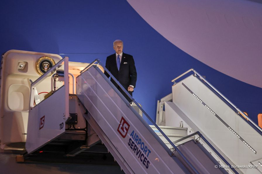 05_20230222_Joseph_Biden_Lotnisko_Odlot_MB2_3589.jpg