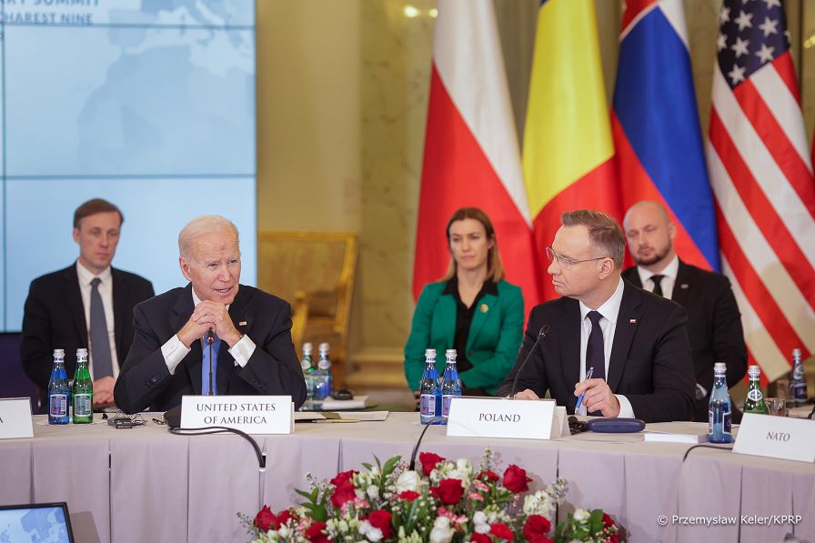 26_20230222_Andrzej_Duda_Szczyt_B9_Rozmowy_Plenarne_PK2_3308.jpg