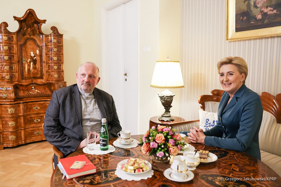 03__Agata_Kornhauser_Duda_spotkanie_Ks_Sochal_20230209_GJB_2952.jpeg