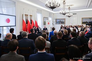 06__KPRP_Debata_Tradycja_romantyczna_wczoraj_dzis_Literatura_Pamiec_20230209_PK1_6045.jpg